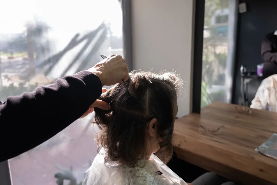 Tại Salon Phương Nga 79